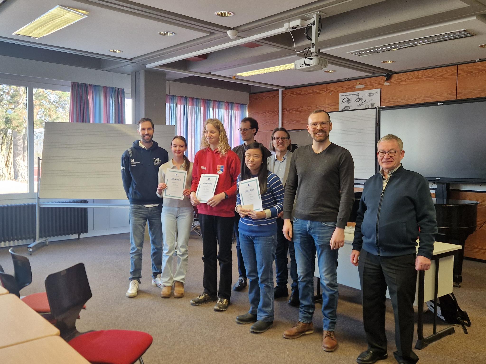 Wettbewerb der Wirtschaftsjunioren: Kreissiegerin kommt vom Ernestinum