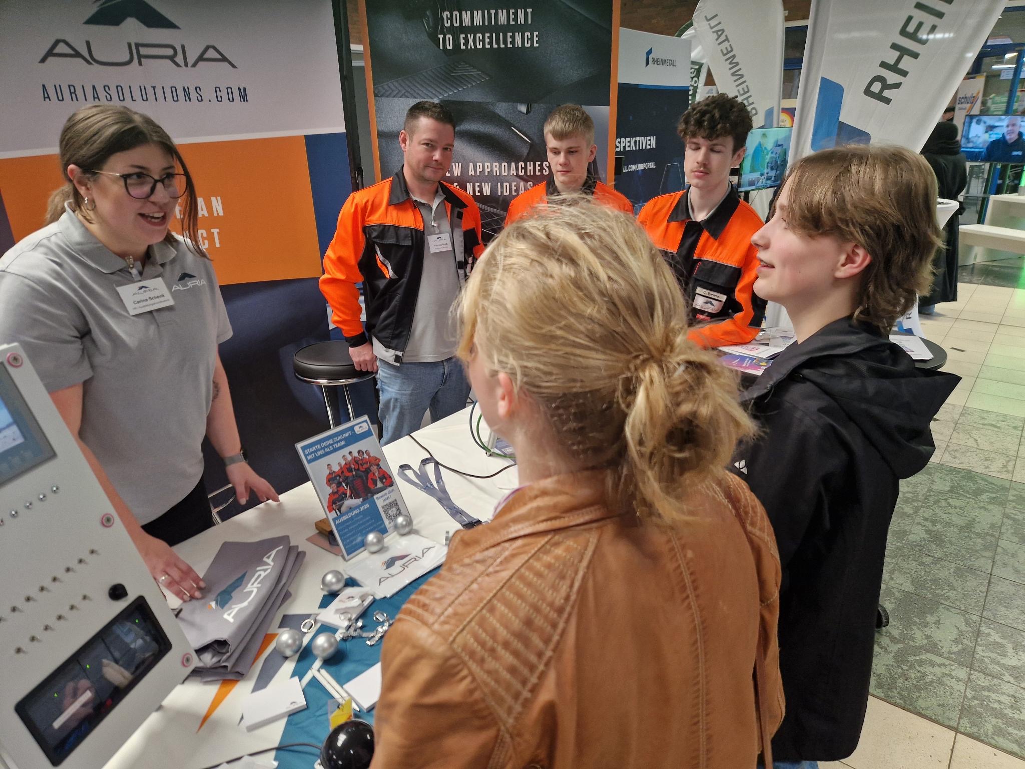 Berufsorientierung: Ernestiner nehmen an großer Berufsmesse teil